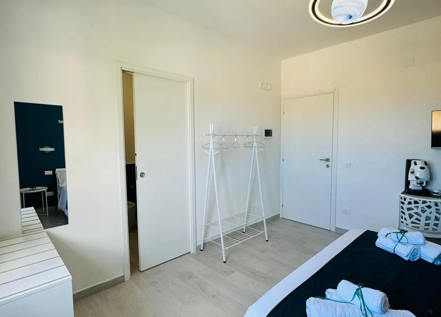 Sirio Rooms And Apartments Carini Italy