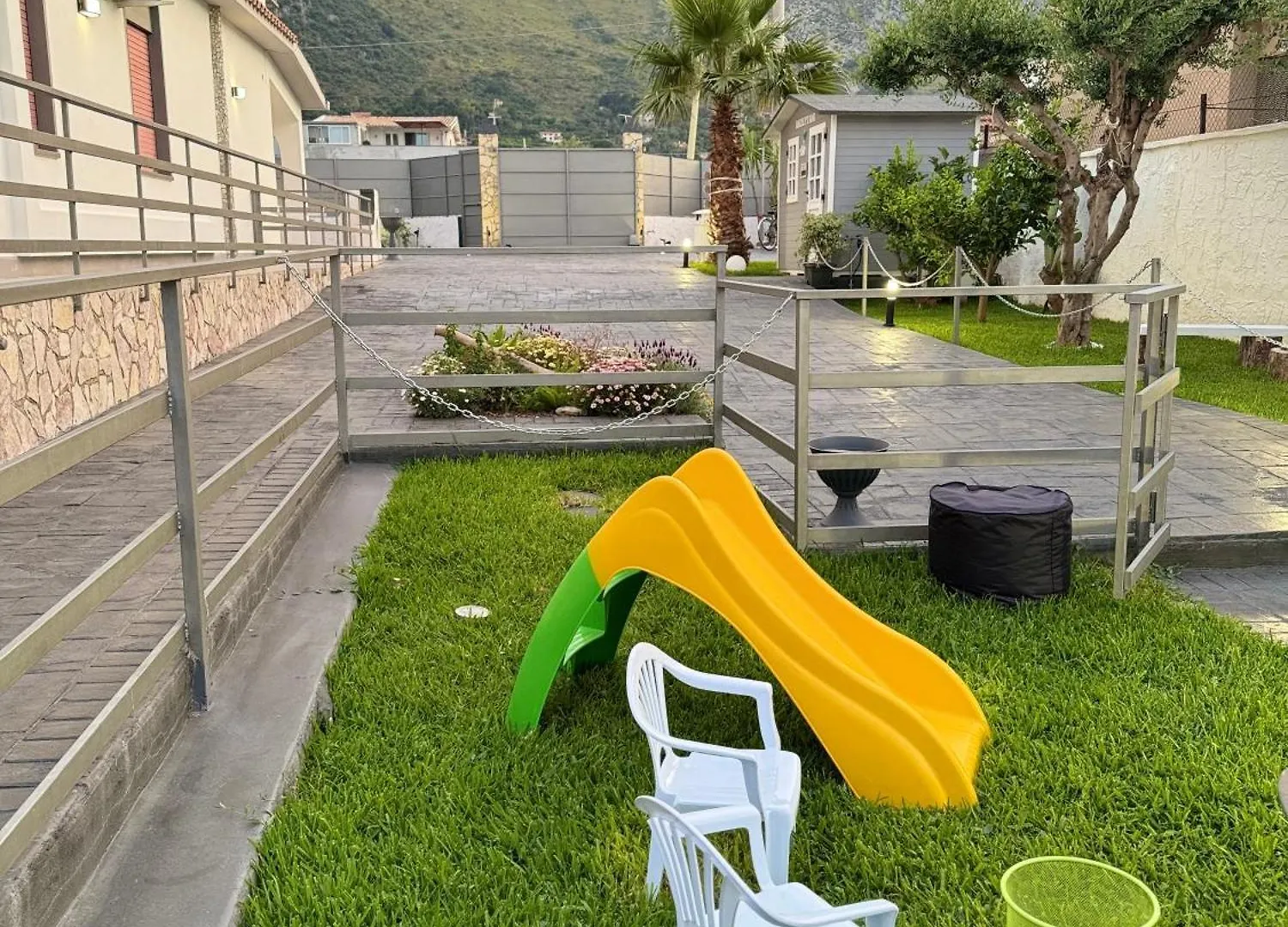 Sirio Rooms And Apartments Carini Guest house
