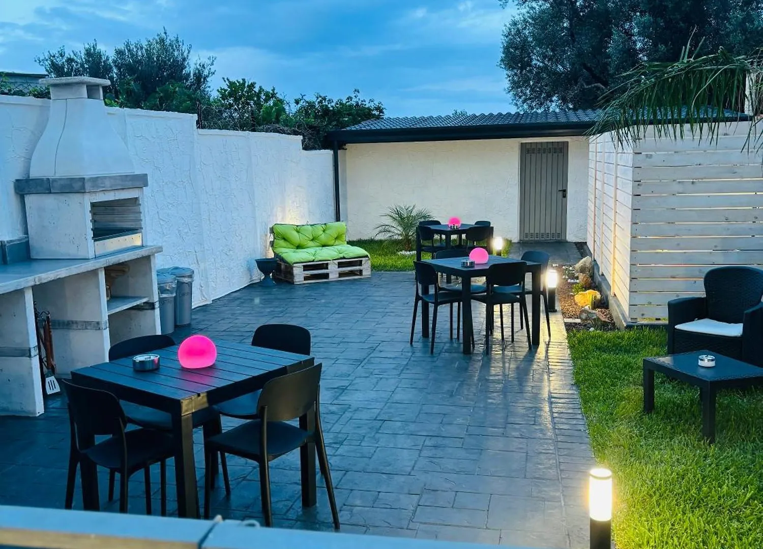 Sirio Rooms And Apartments Carini