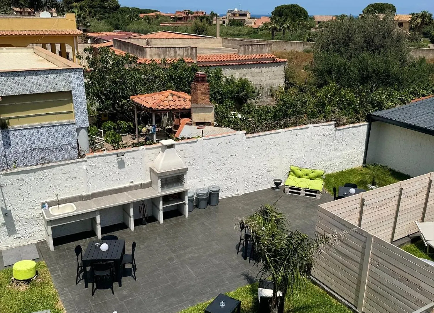 Sirio Rooms And Apartments Carini Guest house