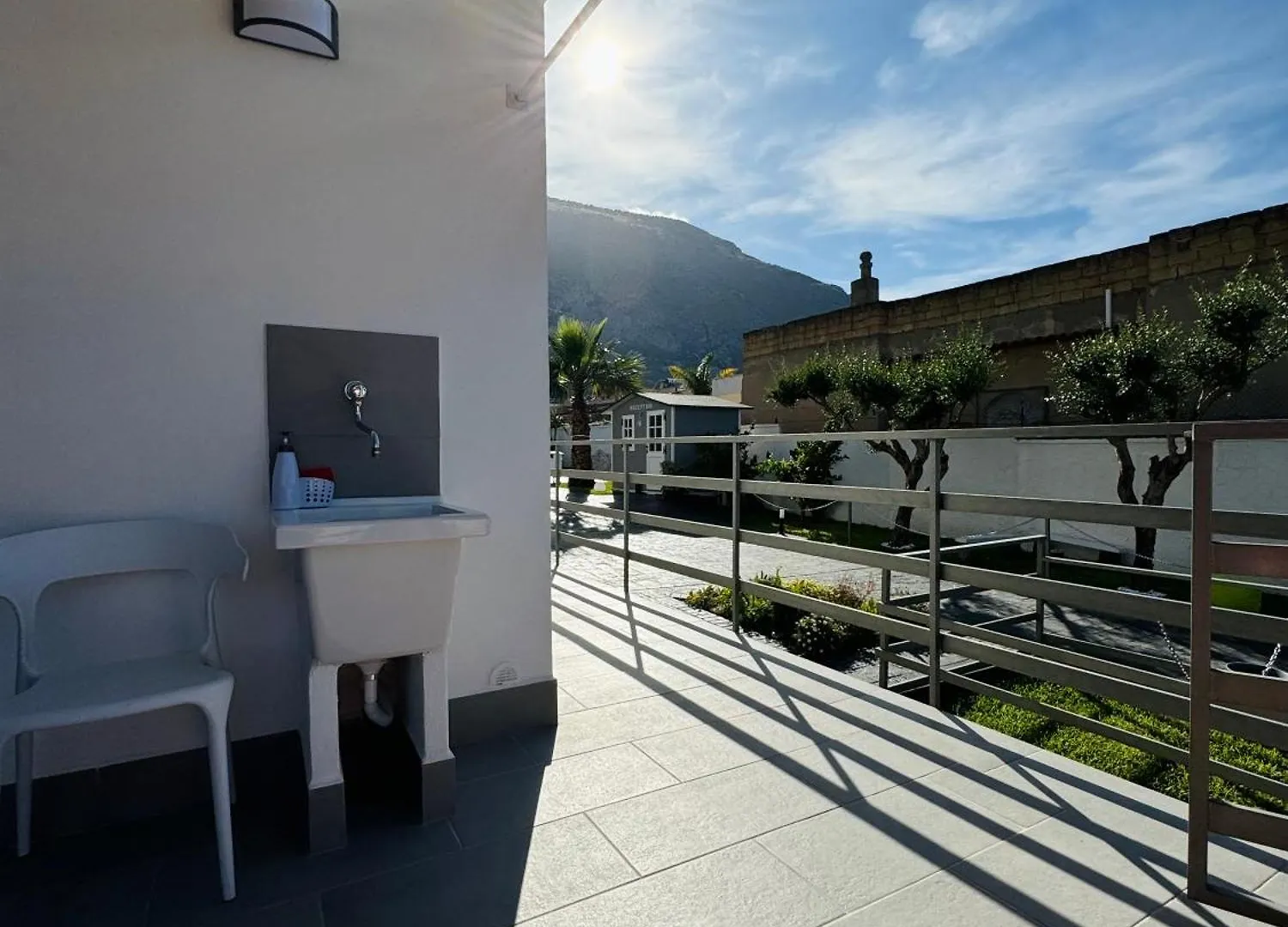 Sirio Rooms And Apartments Carini Guest house