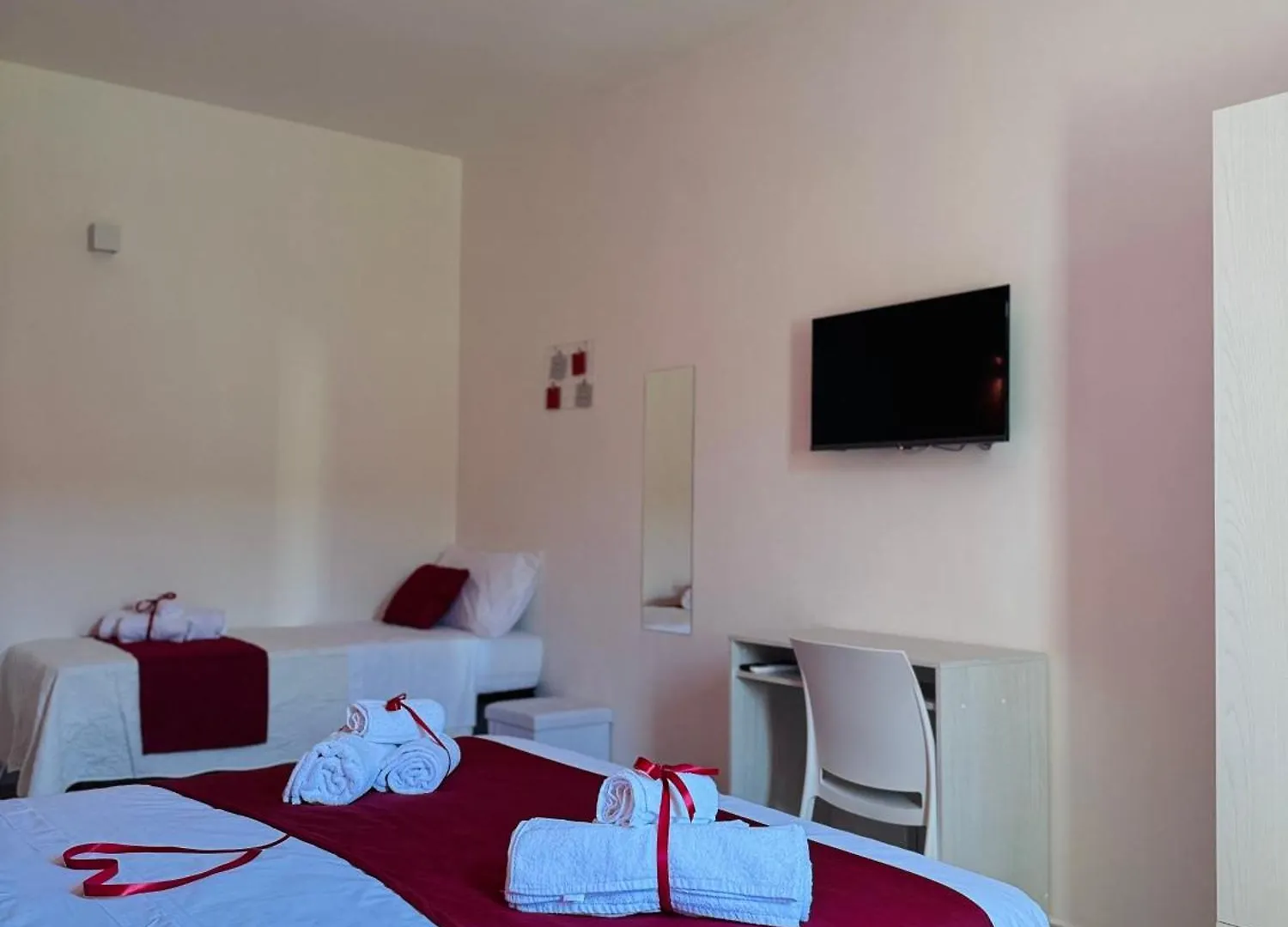 Sirio Rooms And Apartments Carini