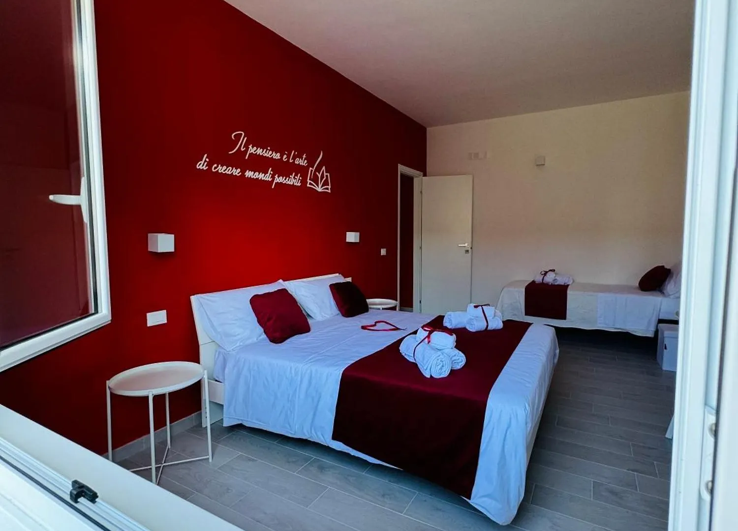 Sirio Rooms And Apartments Carini 0*,  Itálie