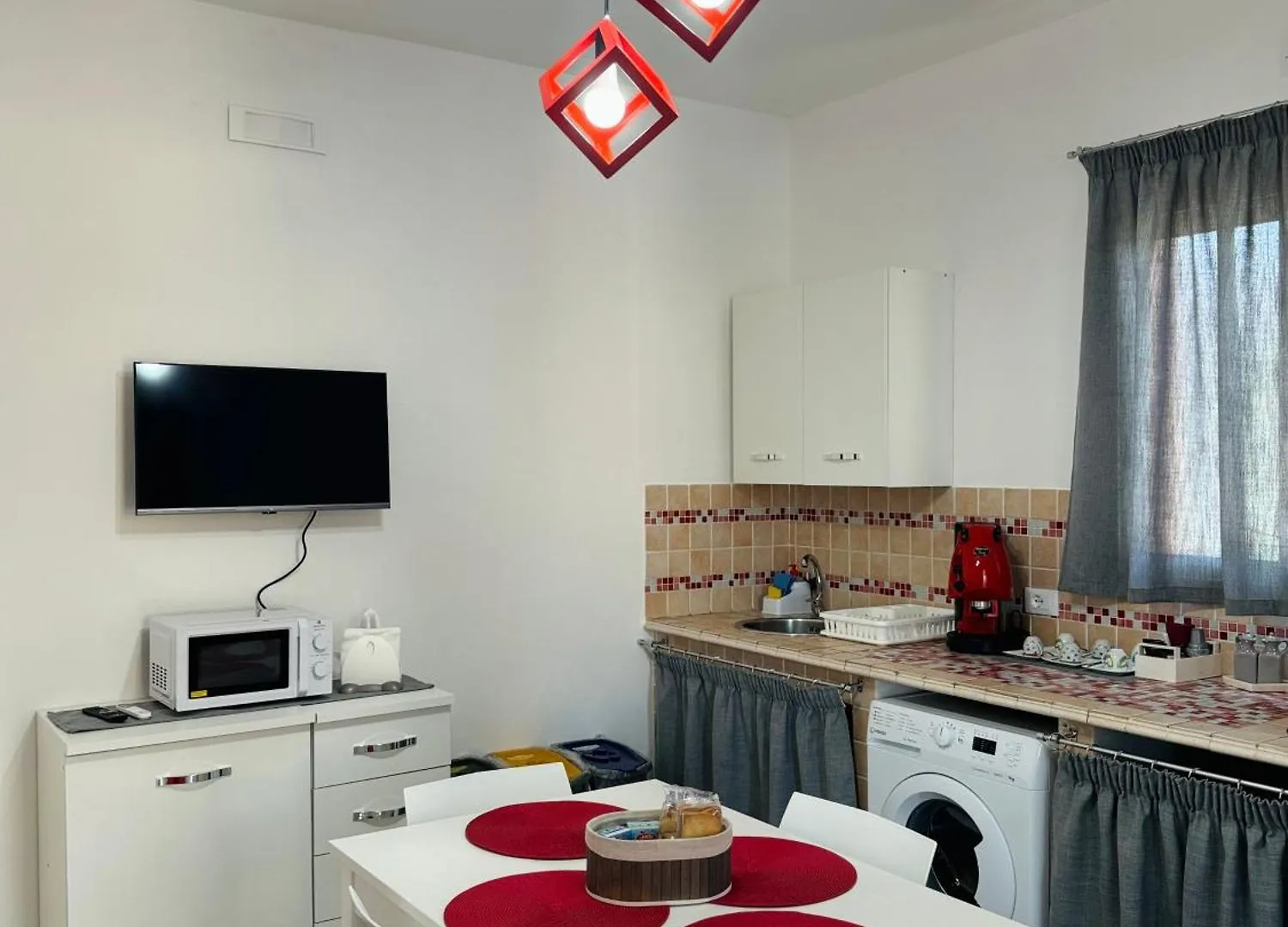 Guest house Sirio Rooms And Apartments Carini Italy