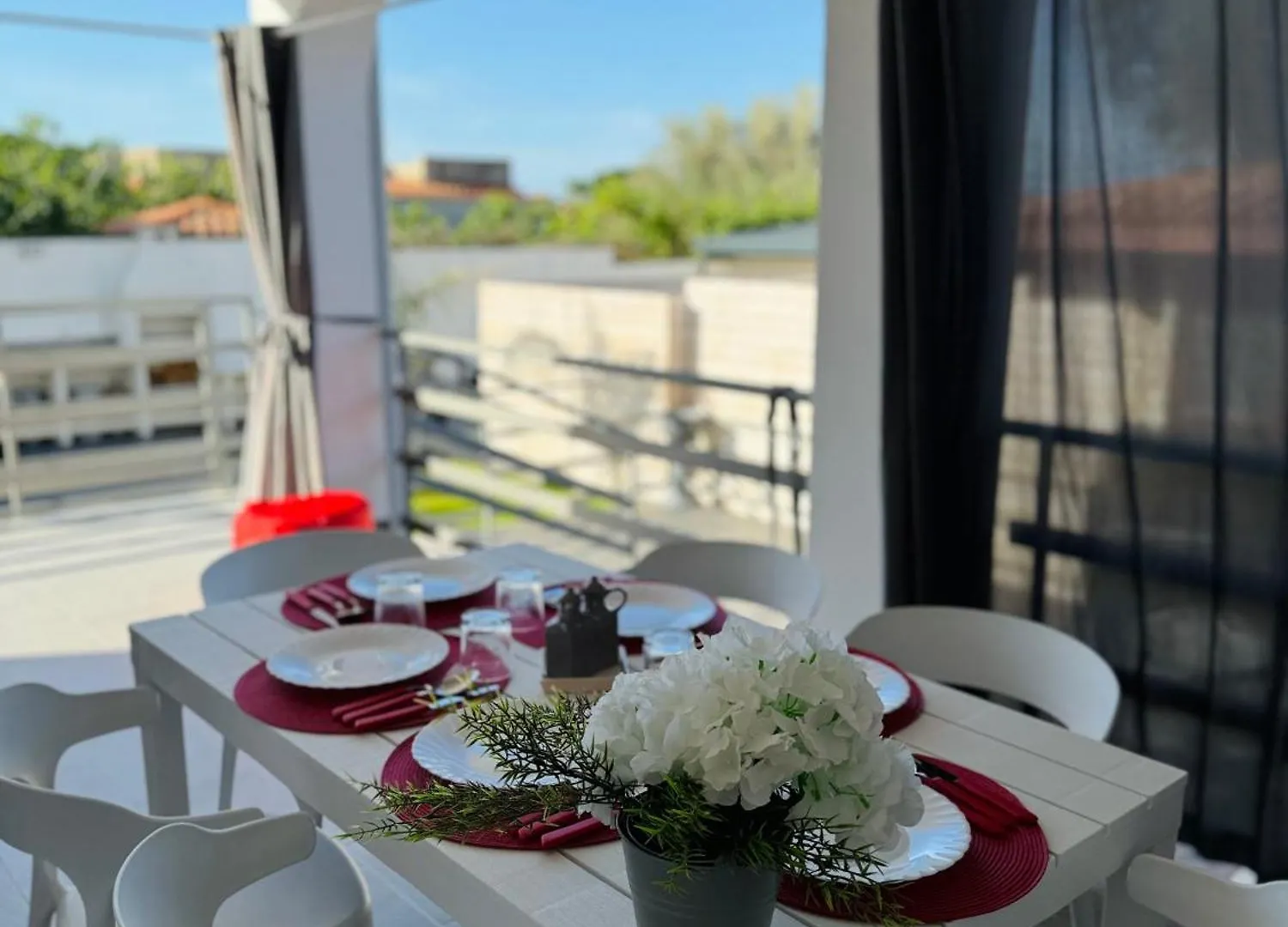 Konukevi Sirio Rooms And Apartments Carini